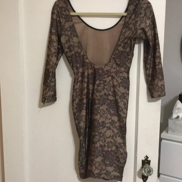 Dress - Picture 3 of 3